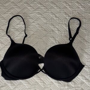 Victoria's Secret bombshell push-up bra